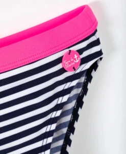 Maillot De Bain 2 Pièces Fille Rayé Bicolore -Terre De Marins prod 4156 maillot de bain fond blanc raye bleu malisa 666x812 fc7ea0111e0b