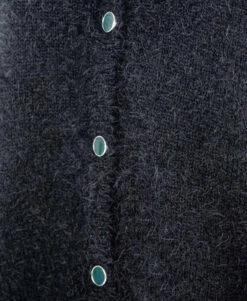 Gilet Poils Longs Bleu Nuit Femme -Terre De Marins prod 448 cardigan tricot bleu nuit hisser 666x812 fc7ea0111e0b