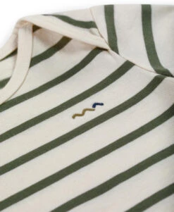 Marinière Kaki éco Conçue Bébé -Terre De Marins prod 6636 mariniere mc fond grege raye kaki ecomixte 666x812 fc7ea0111e0b