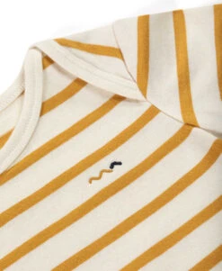 Marinière Jaune éco Conçue Bébé -Terre De Marins prod 6641 mariniere mc fond grege raye jaune ecomixte 666x812 fc7ea0111e0b
