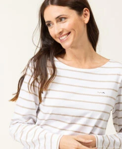 Marinière Manches Longues Femme Fond Blanc Rayé Beige -Terre De Marins prod 6671 mariniere ml fond blanc raye sable pacage 666x812 fc7ea0111e0b