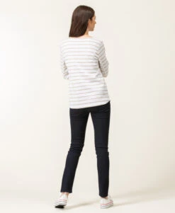 Marinière Manches Longues Femme Fond Blanc Rayé Beige -Terre De Marins prod 6675 mariniere ml fond blanc raye sable pacage 666x812 fc7ea0111e0b