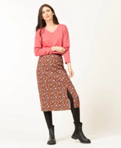 T-shirt Rose Manches Longues Col V Femme 10 T-shirt Rose Manches Longues Col V Femme -Terre De Marins prod 7957 tee shirt ml bois de rose triol 666x812 fc7ea0111e0b