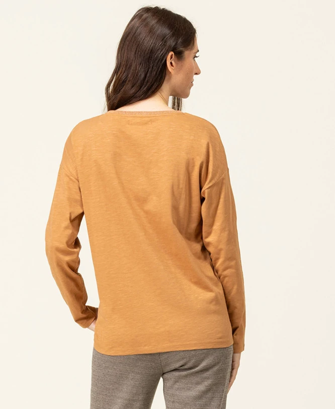 T-shirt Camel Femme Manches Longues Col V 4 T-shirt Camel Femme Manches Longues Col V – Image 2