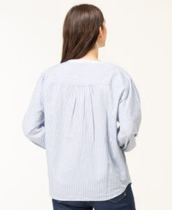 Blouse Bleu Rayée Manches Longues Femme -Terre De Marins prod 8052 blouse ml fond naturel raye bleu cardone 666x812 fc7ea0111e0b