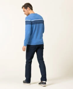 Pull Bleu Vif Col Rond Homme -Terre De Marins prod 8249 pull bleu moyen kanen 666x812 fc7ea0111e0b