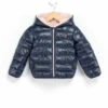 Doudoune Matelassée Fille à Capuche Doublée Sherpa 1 Doudoune Matelassée Fille à Capuche Doublée Sherpa -Terre De Marins prod 8341 doudoune indigo kigina 666x812 fc7ea0111e0b