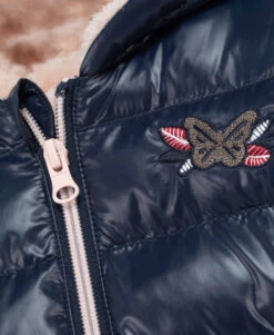 Doudoune Matelassée Fille à Capuche Doublée Sherpa -Terre De Marins prod 8343 doudoune indigo kigina 666x812 fc7ea0111e0b