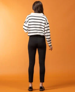 Pantalon Noir 7/8ème Femme 8 Pantalon Noir 7/8ème Femme -Terre De Marins prod 8642 7 8eme noir epita 666x812 fc7ea0111e0b