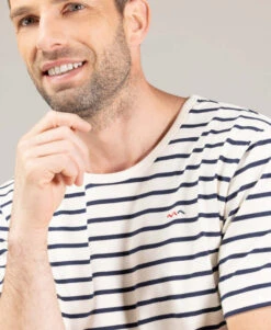 Marinière Homme Manches Courtes Fond Grège Rayé Bleu Marine -Terre De Marins prod 9270 mariniere mc fond grege raye indigo ecohok 666x812 fc7ea0111e0b