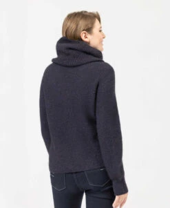 Snood Bleu Marine Made In France Femme 11 Snood Bleu Marine Made In France Femme -Terre De Marins prod 9646 echarpe indigo altea 666x812 fc7ea0111e0b
