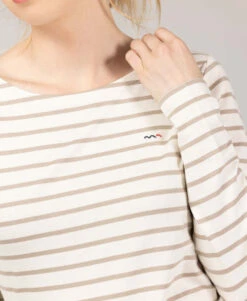 Marinière Femme Fond Grège Rayé Beige -Terre De Marins prod 9666 mariniere ml fond grege raye sable pacage 666x812 fc7ea0111e0b