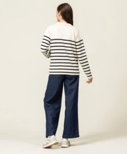 Gilet Rayé Femme -Terre De Marins prod 9690 cardigan tricot fond grege raye indigo gixode 666x812 fc7ea0111e0b