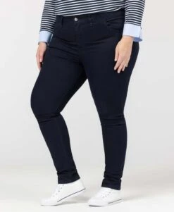 Jean Bleu Femme -Terre De Marins prod 9692 pantalon denim bleu comkomo bis 666x812 fc7ea0111e0b