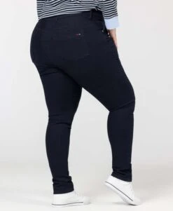 Jean Bleu Femme -Terre De Marins prod 9693 pantalon denim bleu comkomo bis 666x812 fc7ea0111e0b